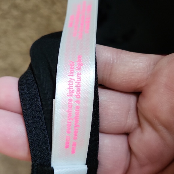 PINK by Victoria's Secret Wear Everywhere Lightly Lined Underwire Bra - Picture 8 of 9